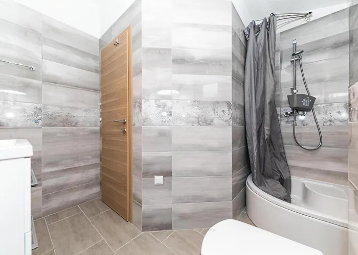 Cozy In Kastel Luksic * Kaštela